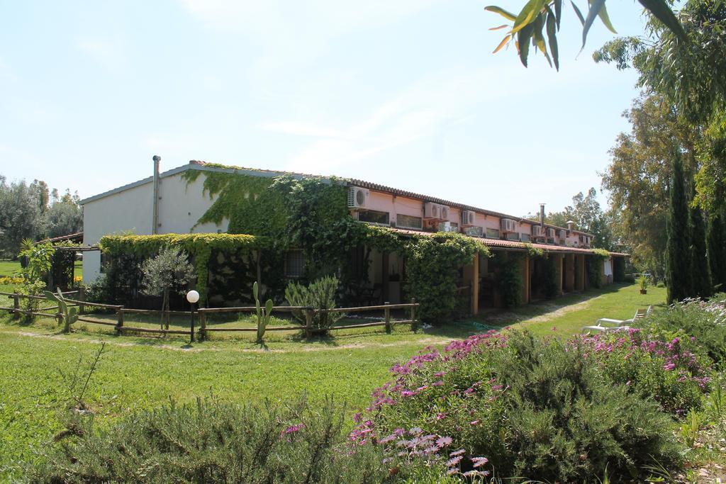 Гостевой дом Borgo S.Maria Di Vulci Монтальто-ди-Кастро Экстерьер фото