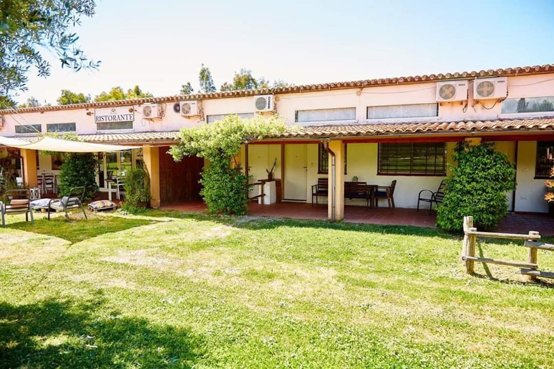 Гостевой дом Borgo S.Maria Di Vulci Монтальто-ди-Кастро Экстерьер фото